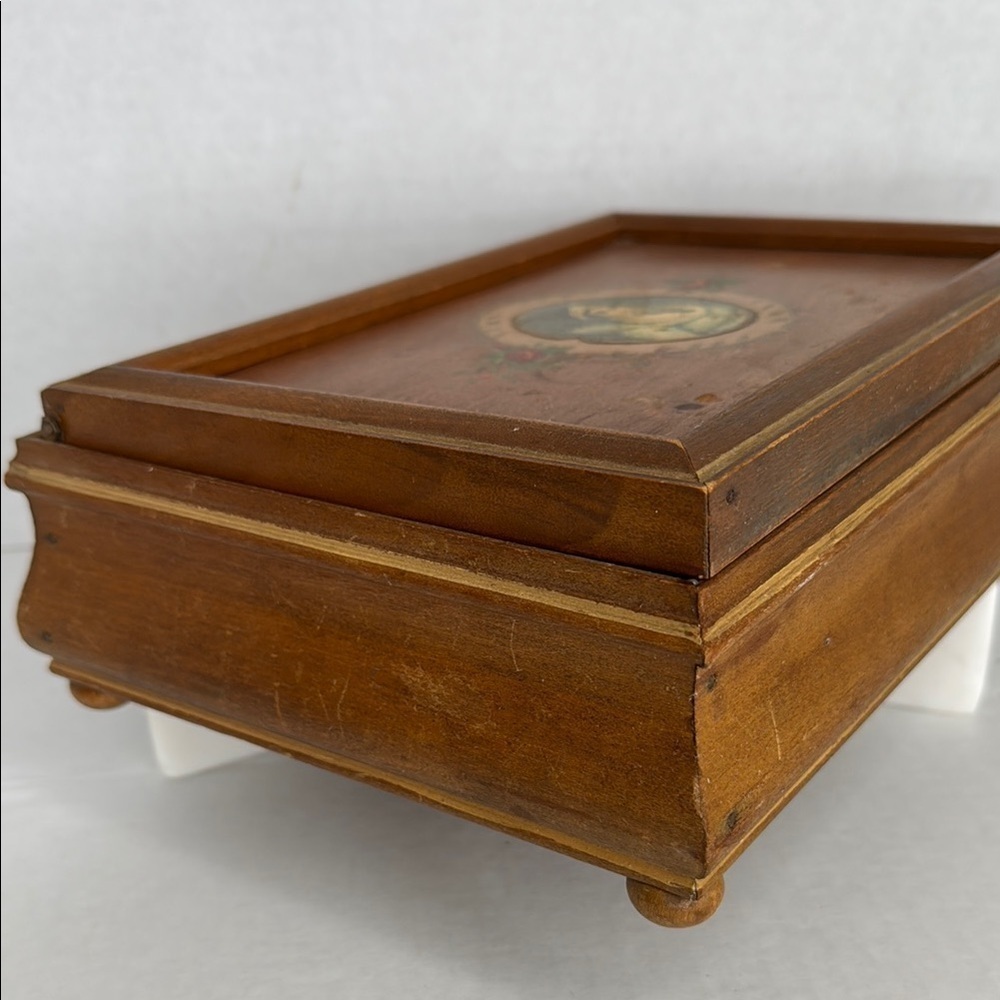 Antique English Victorian Hand Painted Wooden Jewelry Vanity Box - Picture 4 of 13